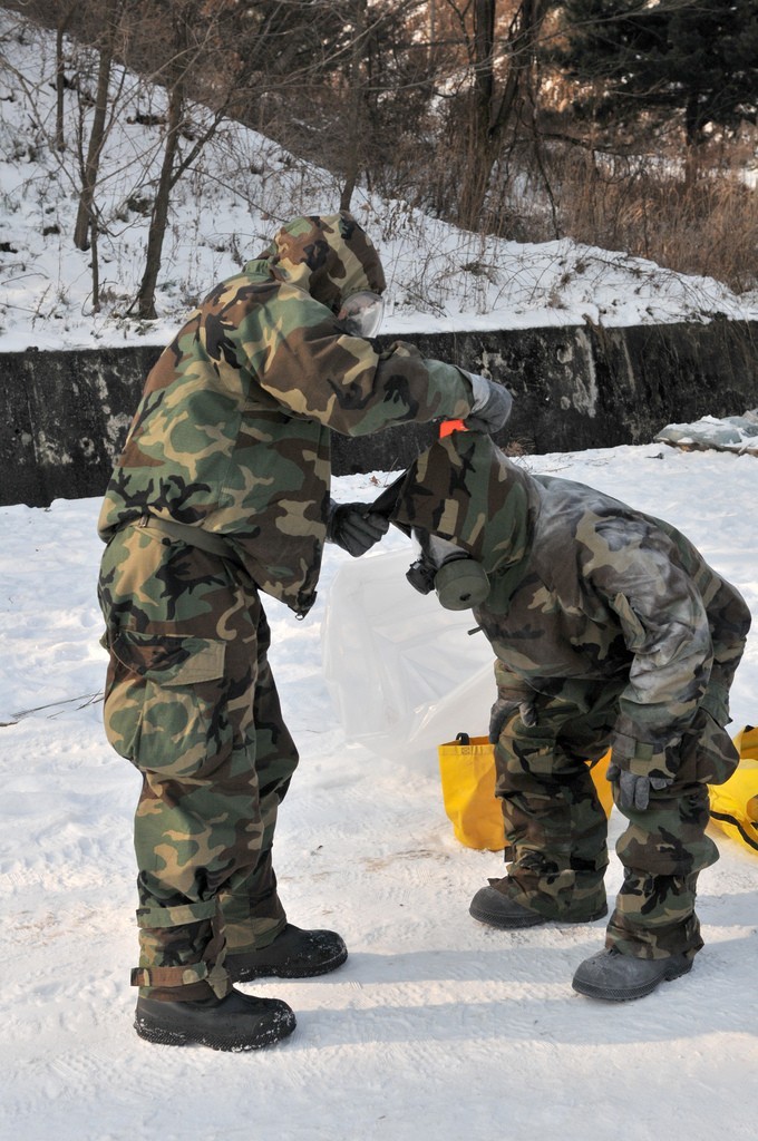 Tập trận hỗn hợp Mỹ - Hàn hôm 12/12/2012 tại trại huấn luyện Camp Stanley, ở phía Đông thành phố Uijeongbu, Hàn Quốc.